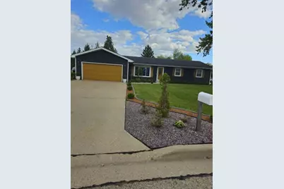 2260  Cobblestone Ln, Beloit, WI 53511 - Photo 5