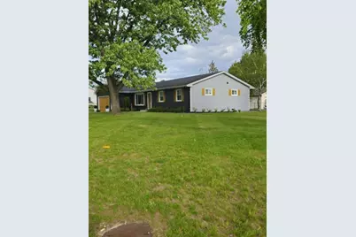 2260  Cobblestone Ln, Beloit, WI 53511 - Photo 7