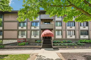 2025 E Greenwich Ave, Milwaukee, WI 53211 - Photo 1