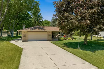 4455 N 143rd St, Brookfield, WI 53005 - Photo 33