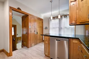 2224 N 60th St, Milwaukee, WI 53208 - Photo 7
