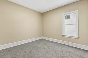 2163 N 38th St, Milwaukee, WI 53208 - Photo 9