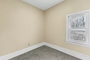 2163 N 38th St, Milwaukee, WI 53208 - Photo 7