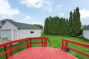 625 S 32nd St, Manitowoc, WI 54220 - Photo 25