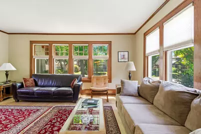 6934  Cedar St, Wauwatosa, WI 53213 - Photo 15