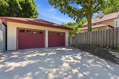 6934  Cedar St, Wauwatosa, WI 53213 - Photo 43