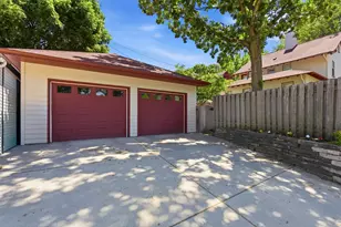 6934 Cedar St, Wauwatosa, WI 53213 - Photo 43