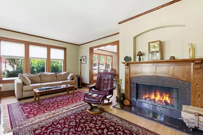 6934  Cedar St, Wauwatosa, WI 53213 - Photo 11