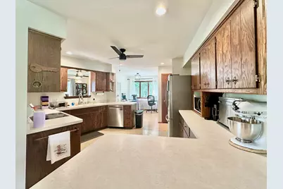S69W16890  Parkland Dr, Muskego, WI 53150 - Photo 17