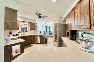 S69W16890 Parkland Dr, Muskego, WI 53150 - Photo 17