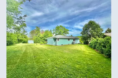 S69W16890  Parkland Dr, Muskego, WI 53150 - Photo 9