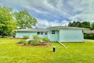S69W16890 Parkland Dr, Muskego, WI 53150 - Photo 7