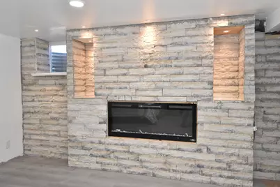 1201  Cedar Creek St, Racine, WI 53402 - Photo 21