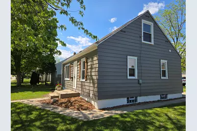 1634  Michigan Ave, South Milwaukee, WI 53172 - Photo 3