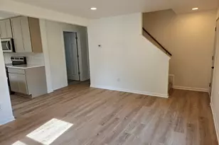 1634 Michigan Ave, South Milwaukee, WI 53172 - Photo 7