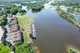3350 Bayside Ct, La Crosse, WI 54601 - Photo 5