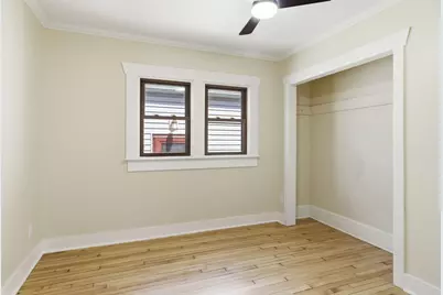 2251 S 73rd St, West Allis, WI 53219 - Photo 9