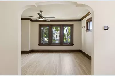 2251 S 73rd St, West Allis, WI 53219 - Photo 7