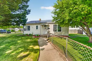 3204 Lasalle St, Racine, WI 53402 - Photo 15