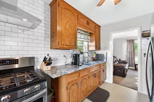 3204 Lasalle St, Racine, WI 53402 - Photo 5