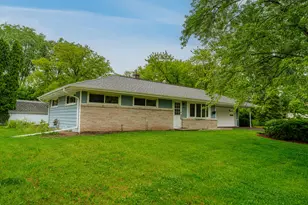 N78W16300 Carl Ross Dr, Menomonee Falls, WI 53051 - Photo 3