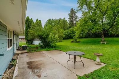 N78W16300  Carl Ross Dr, Menomonee Falls, WI 53051 - Photo 25