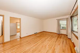 N78W16300 Carl Ross Dr, Menomonee Falls, WI 53051 - Photo 7
