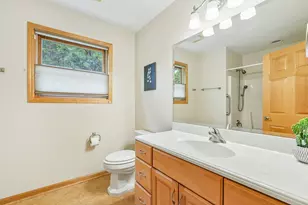 8040 W S County Line Rd, Franklin, WI 53126 - Photo 21