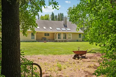 8040 W South County Line Rd, Franklin, WI 53126 - Photo 37