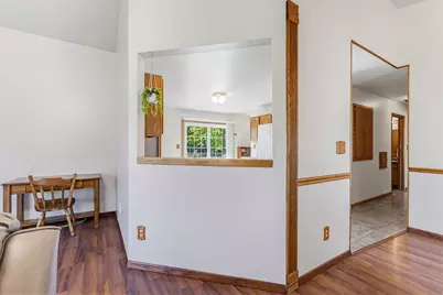 8820 W Travis Ln, Franklin, WI 53132 - Photo 7
