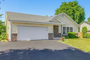 8820 W Travis Ln, Franklin, WI 53132 - Photo 1