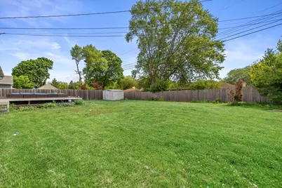 1411  Spring Valley Dr, Racine, WI 53405 - Photo 35