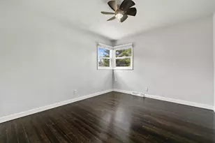 1411 Spring Valley Dr, Racine, WI 53405 - Photo 23