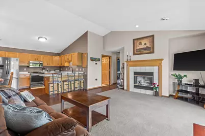 723  Wood River Ct #2, West Bend, WI 53095 - Photo 9