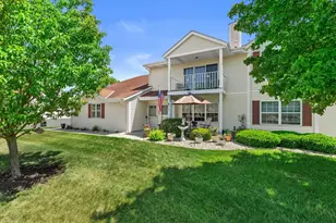 723 Wood River Ct, West Bend, WI 53095 - Photo 1