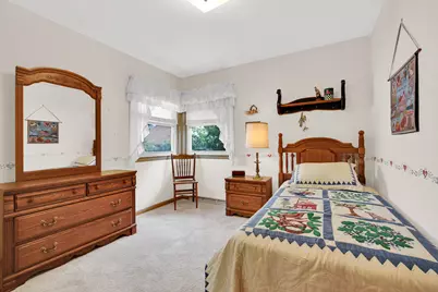 5020 N Lovers Lane Rd, Milwaukee, WI 53225 - Photo 19