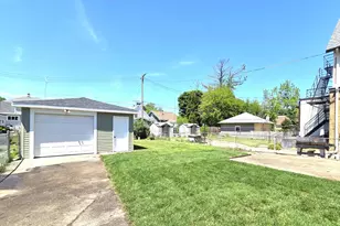 732 Arthur Ave, Racine, WI 53405 - Photo 7
