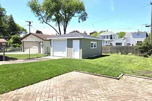 732 Arthur Ave, Racine, WI 53405 - Photo 5