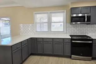 732 Arthur Ave, Racine, WI 53405 - Photo 17