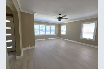 732  Arthur Ave, Racine, WI 53405 - Photo 11