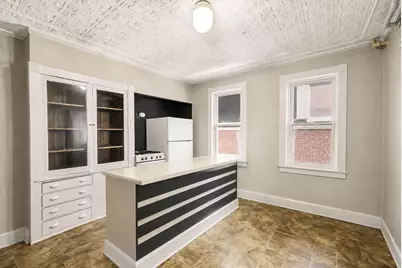 1729 N Warren Ave #1731, Milwaukee, WI 53202 - Photo 5