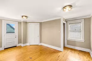 1729 N Warren Ave, Milwaukee, WI 53202 - Photo 27