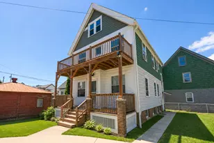 1729 N Warren Ave, Milwaukee, WI 53202 - Photo 31