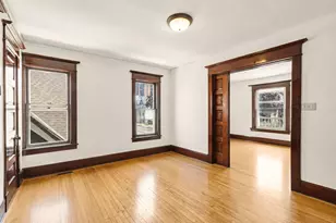 1729 N Warren Ave, Milwaukee, WI 53202 - Photo 13