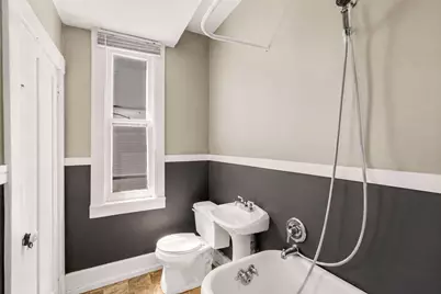 1729 N Warren Ave #1731, Milwaukee, WI 53202 - Photo 9