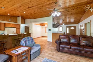 N7341 County Rd XX, Holland, WI 54636 - Photo 5