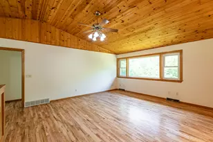 N7341 County Rd XX, Holland, WI 54636 - Photo 5