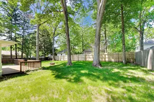 1030 Jenkins Dr, Fontana, WI 53125 - Photo 25