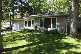 1030 Jenkins Dr, Fontana, WI 53125 - Photo 35