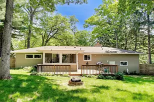 1030 Jenkins Dr, Fontana, WI 53125 - Photo 23